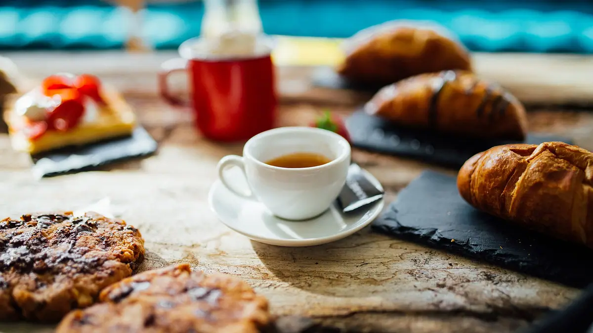 The Mad Batter Bakery & Coffee Shop – bakery & café in Coatbridge town centre